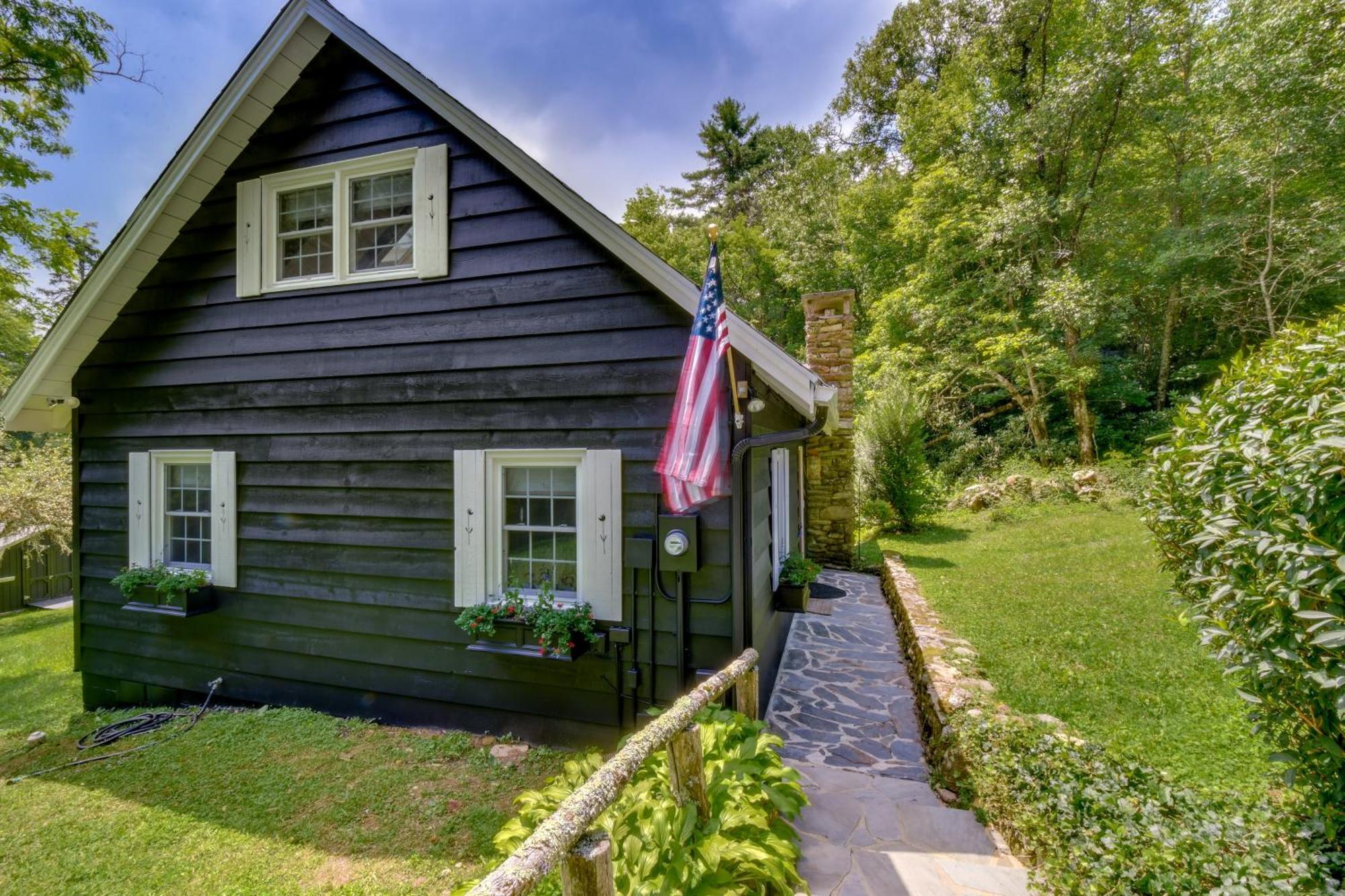 Enchanting Highlands Cottage With Pond And Falls! Exterior foto